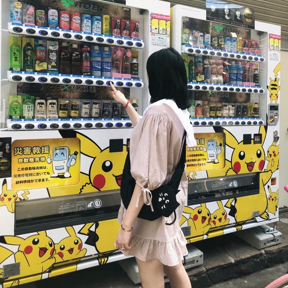 Meet your Posher, Sophie - Picture 1 of 1